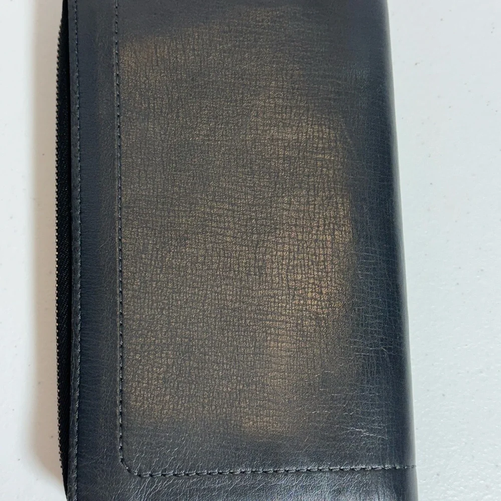 AUTHENTIC Louis Vuitton Utah Black Leather Organizer Wallet